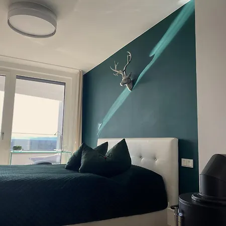 Alpen-Panorama Suite - Einzigartige Privatsuite Hoch Ueber Muenchen, 12Tes Og, Alpenblick, Loggia, Whirlpool, 15 Minuten Zum Zentrum, Ruhe Und Erholung In Der Stadt Muenchen Fuer Privat Und Geschaeftlich Reisende Buitenkant foto