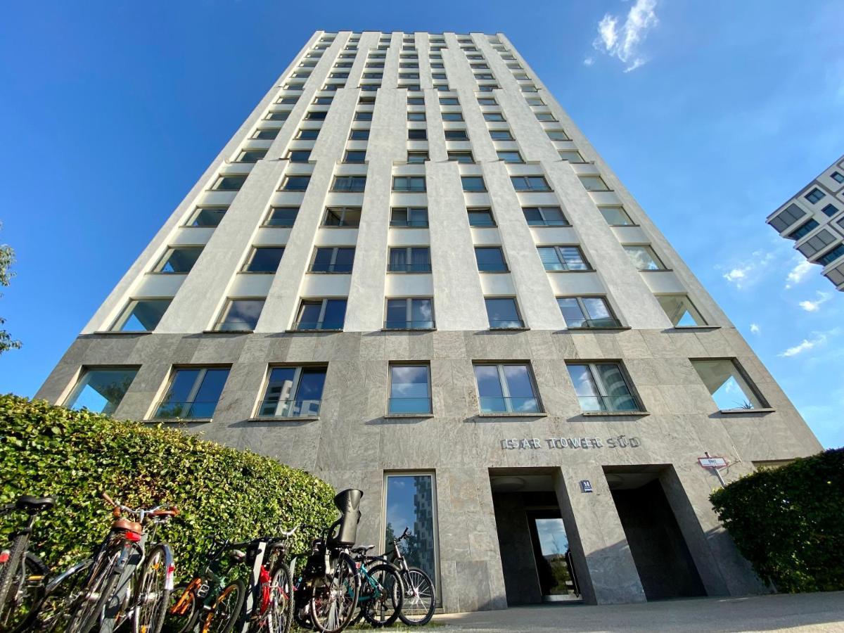 Alpen-panorama - Einzigartige Privatsuite Hoch Ueber Muenchen, 12tes Og, Alpenblick, Loggia, Whirlpool, 15 Minuten Zum Zentrum, Ruhe Und Erholung In Der Stadt Fuer Privat Und Geschaeftlich Reisende Accommodatie bij particulieren München
