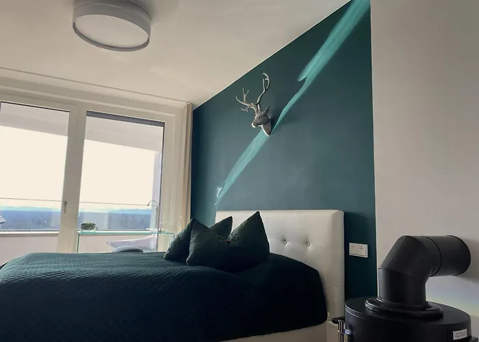 Alpen-Panorama Suite - Einzigartige Privatsuite Hoch Ueber Muenchen, 12Tes Og, Alpenblick, Loggia, Whirlpool, 15 Minuten Zum Zentrum, Ruhe Und Erholung In Der Stadt Muenchen Fuer Privat Und Geschaeftlich Reisende